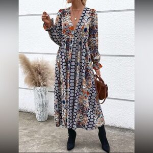 Bohemian Maxi Dress with Geometric Print